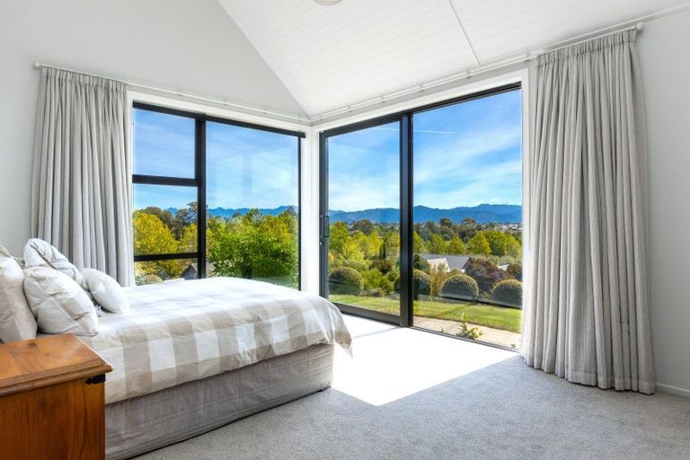 Photo of property in 21 Dry Hills Lane, Riverlands, Blenheim, 7274