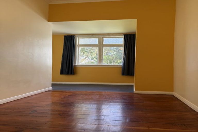 Photo of property in 53 Hornsey Road, Melrose, Wellington, 6023