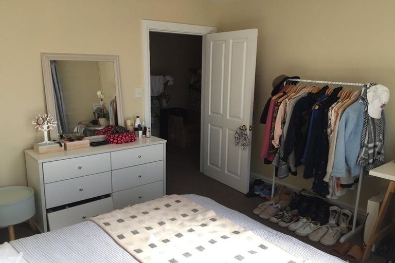 Photo of property in 7 Douglas Street, Mount Cook, Wellington, 6021