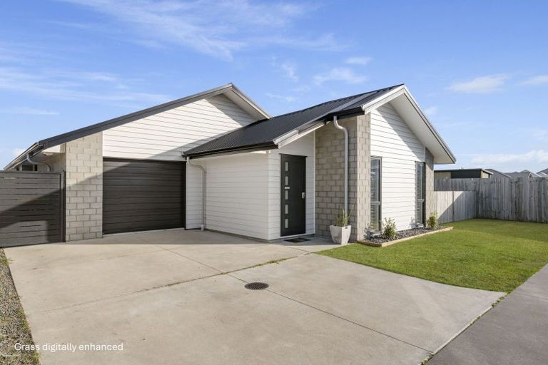 Photo of property in 17 Lion Place, Papamoa, 3118