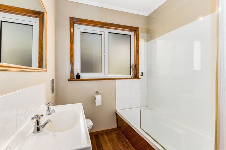 Photo of property in 25a Field Street, Silverstream, Upper Hutt, 5019