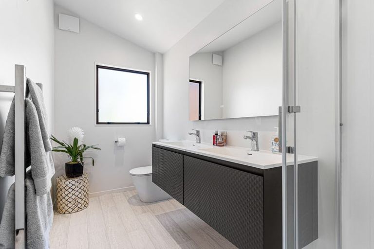 Photo of property in 161 Vista Paku, Pauanui, Hikuai, 3579