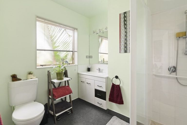 Photo of property in 19/169 Sturges Road, Henderson, Auckland, 0612