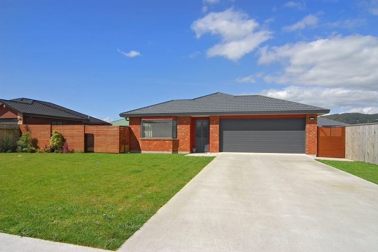 Photo of property in 13 Messines Avenue, Trentham, Upper Hutt, 5018