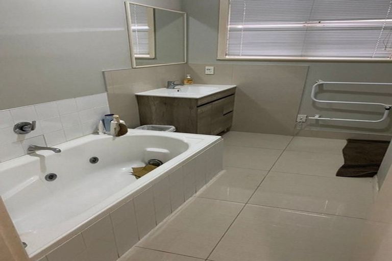 Photo of property in 13 Butler Avenue, Papatoetoe, Auckland, 2025