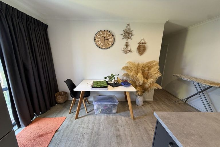 Photo of property in 20 Zinnia Way, Wigram, Christchurch, 8025