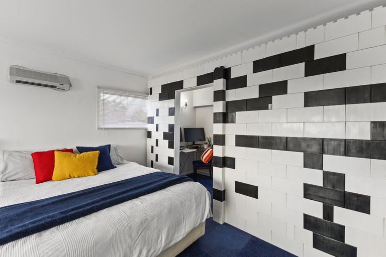 Photo of property in 230 Upper Harbour Drive, Greenhithe, Auckland, 0632