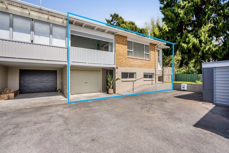 Photo of property in 4/1 Gilbert Street, New Plymouth, 4310