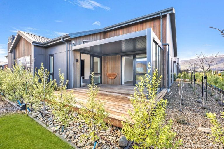 Photo of property in 24 Bragato Way, Cromwell, 9310