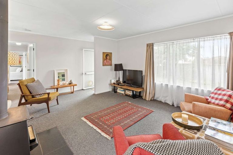 Photo of property in 8 Mercury Street, Milson, Palmerston North, 4414