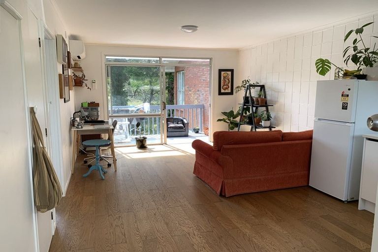 Photo of property in 1/31 Ivy Place, Birkdale, Auckland, 0626