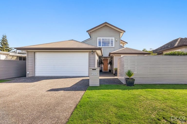 Photo of property in 20 Saint James Avenue, Boulcott, Lower Hutt, 5011