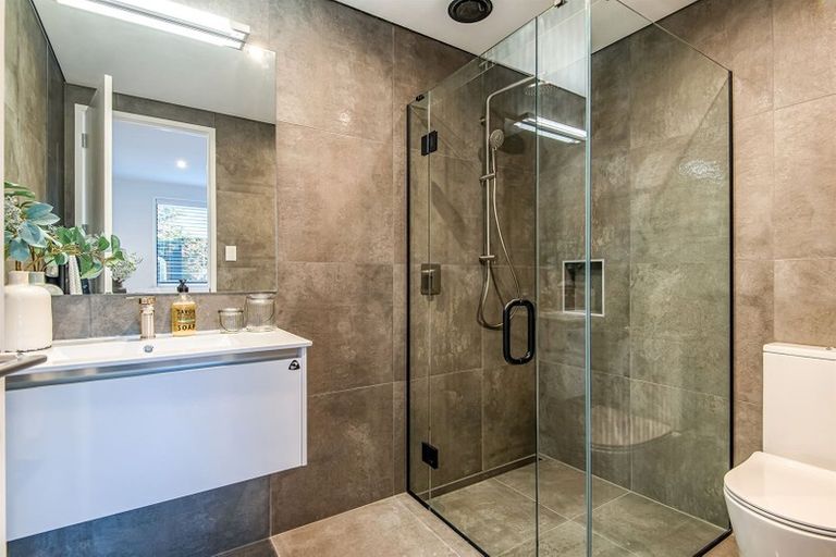 Photo of property in 34 Nevill Road, Hobsonville, Auckland, 0616