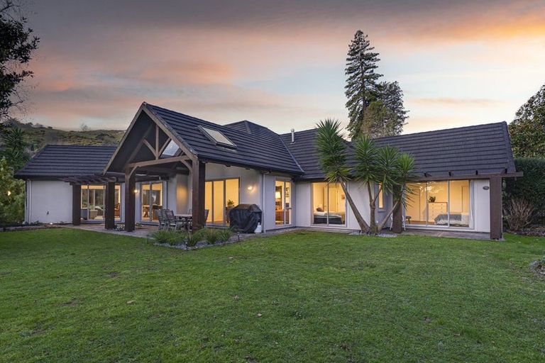 Photo of property in 25 Montebello Avenue, Stoke, Nelson, 7011