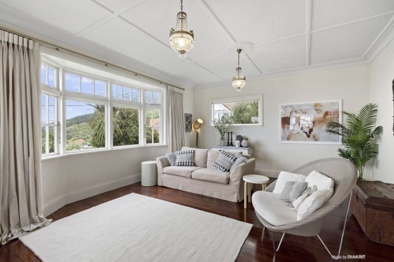 Photo of property in 35 Upper Watt Street, Wadestown, Wellington, 6012