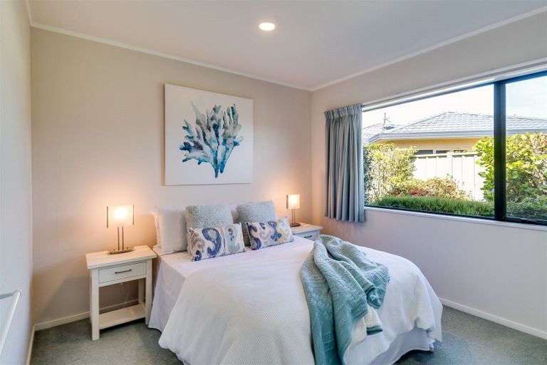 Photo of property in 89 Kensington Drive, Taradale, Napier, 4112