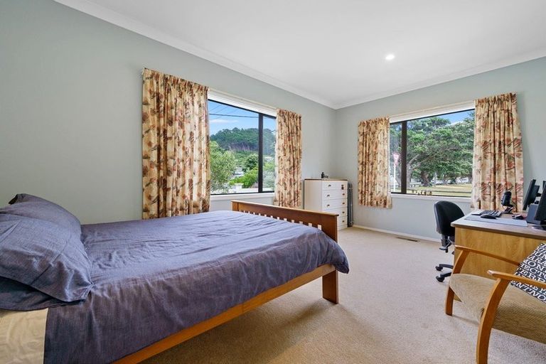 Photo of property in 43 Burnham Street, Seatoun, Wellington, 6022