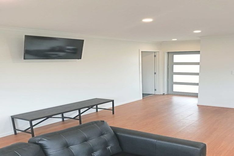 Photo of property in 59u4 May Street, Hamilton East, Hamilton, 3216