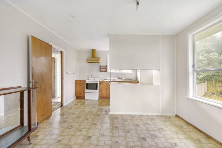 Photo of property in 10 Olive Street, Manurewa, Auckland, 2102