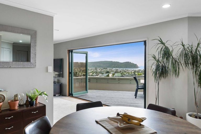 Photo of property in 111 Pacific View Drive, Whangamata, 3620