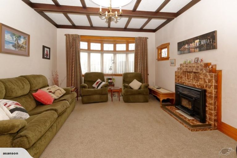 Photo of property in 53 Forest Lake Road, Forest Lake, Hamilton, 3200