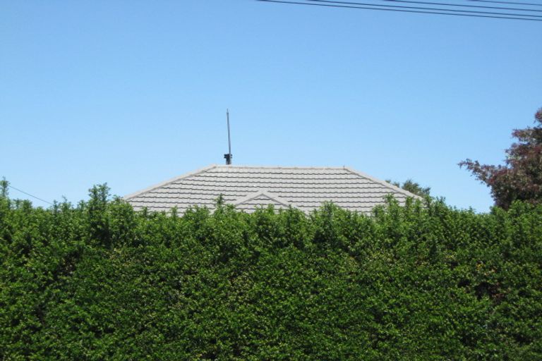 Photo of property in 56 Farquhars Road, Redwood, Christchurch, 8051