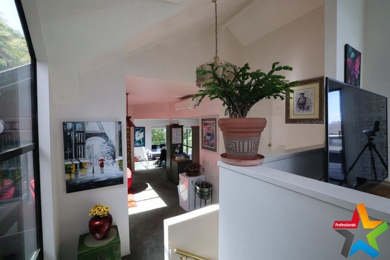 Photo of property in 31 Ewing Grove, Acacia Bay, Taupo, 3330