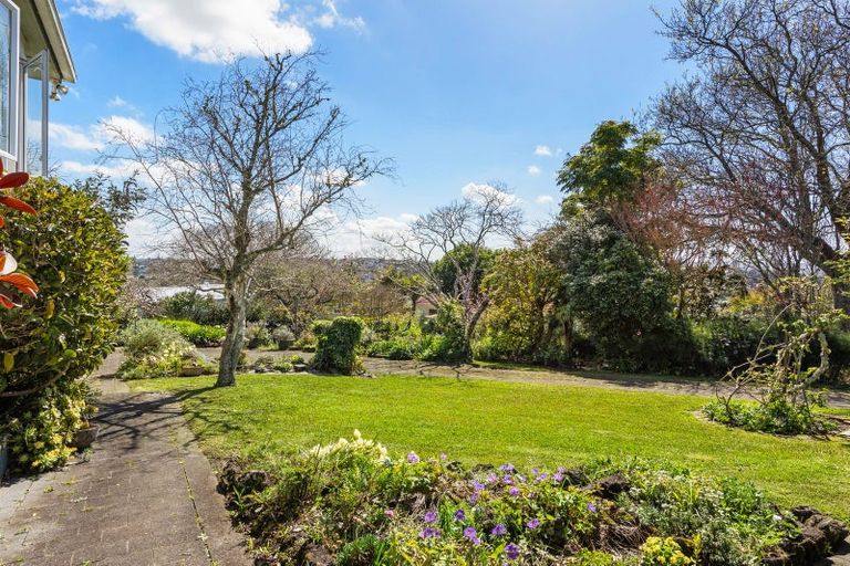 Photo of property in 75a Oceanview Road, Mount Maunganui, 3116