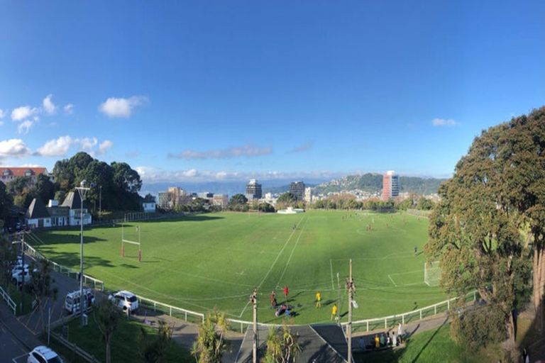 Photo of property in 11/80u Salamanca Road, Kelburn, Wellington, 6012