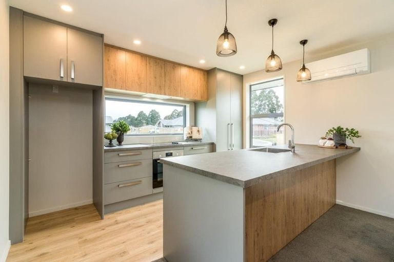 Photo of property in 4 Fry Place, Rolleston, 7614