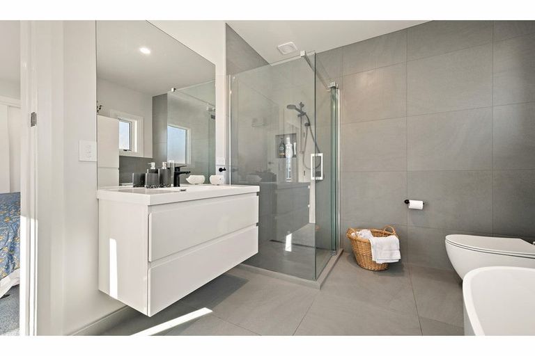 Photo of property in 274 Riverlaw Terrace, Saint Martins, Christchurch, 8022