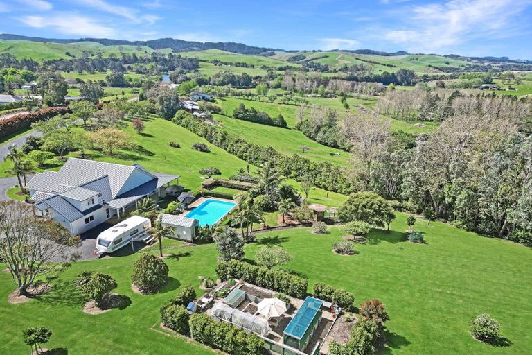 Photo of property in 41 Retreat Road, Haruru, 0204