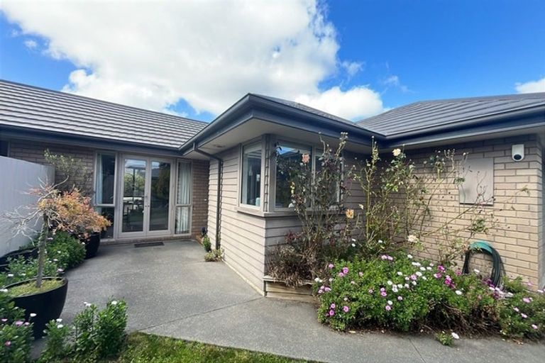 Photo of property in 62a Somerville Crescent, Aidanfield, Christchurch, 8025
