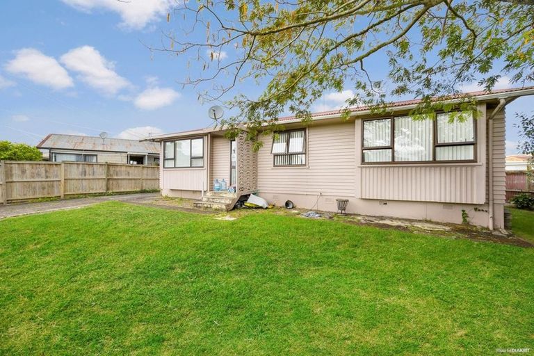 Photo of property in 15 Franklyne Road, Otara, Auckland, 2023