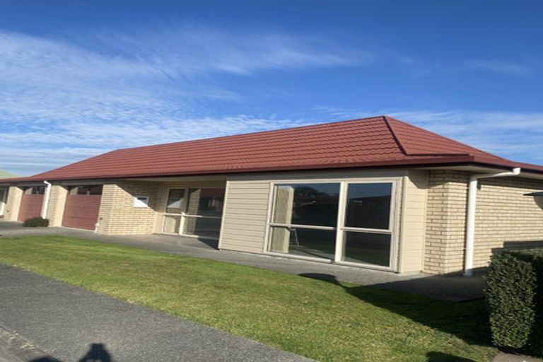Photo of property in Villa Estate, 46/55 Armstrong Avenue, Carterton, 5713