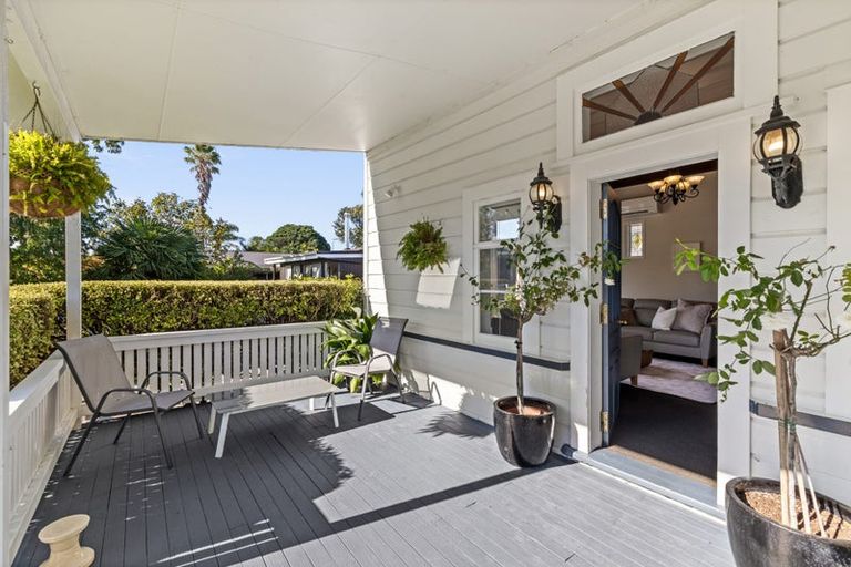Photo of property in 19 Sheehan Street, Bay View, Napier, 4104
