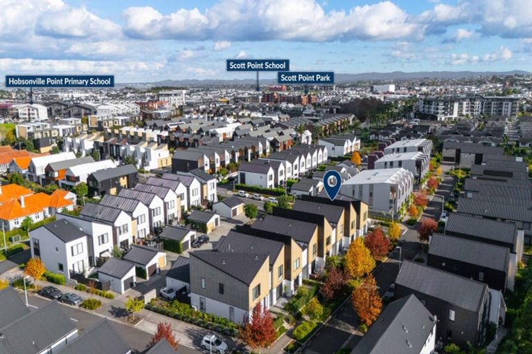 Photo of property in 14 Jack Seabrook Road, Hobsonville, Auckland, 0616