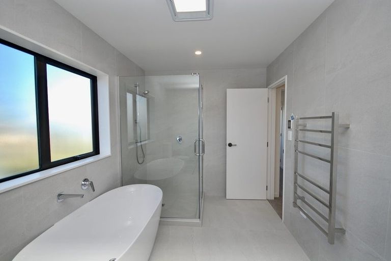 Photo of property in 9c Arran Road, Browns Bay, Auckland, 0630