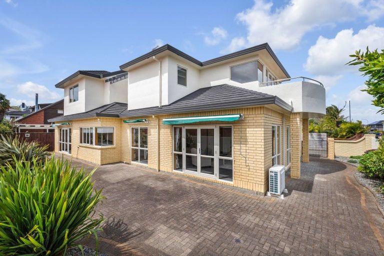 Photo of property in 1/16 Hattaway Avenue, Bucklands Beach, Auckland, 2012