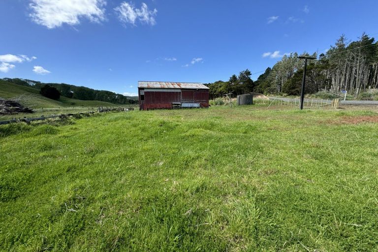 Photo of property in 445 Avoca Road, Mamaranui, Dargaville, 0372
