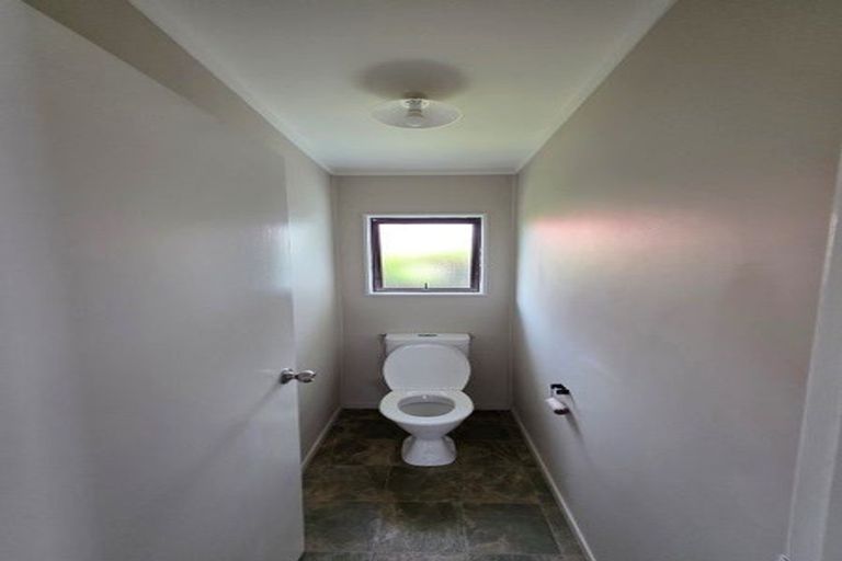 Photo of property in 2 Wallace Crescent, Glenholme, Rotorua, 3010