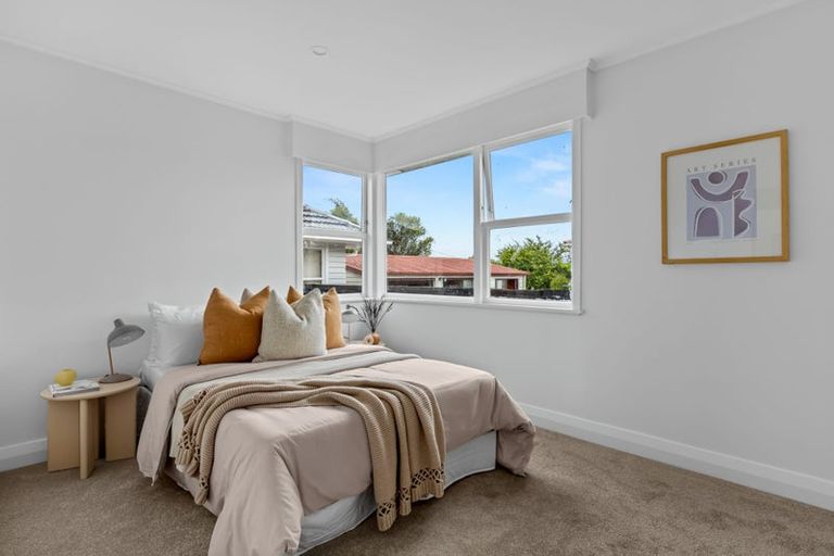 Photo of property in 15c Hamurana Place, Te Atatu Peninsula, Auckland, 0610