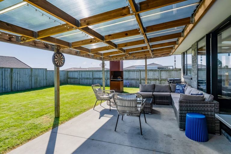 Photo of property in 15 Customhouse Street, Bell Block, New Plymouth, 4312