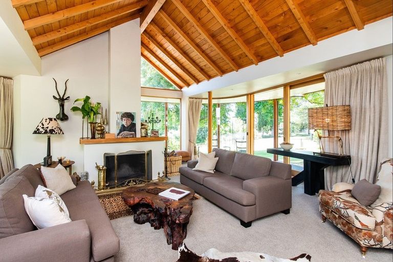 Photo of property in 124 Puketitiri Road, Poraiti, Napier, 4182