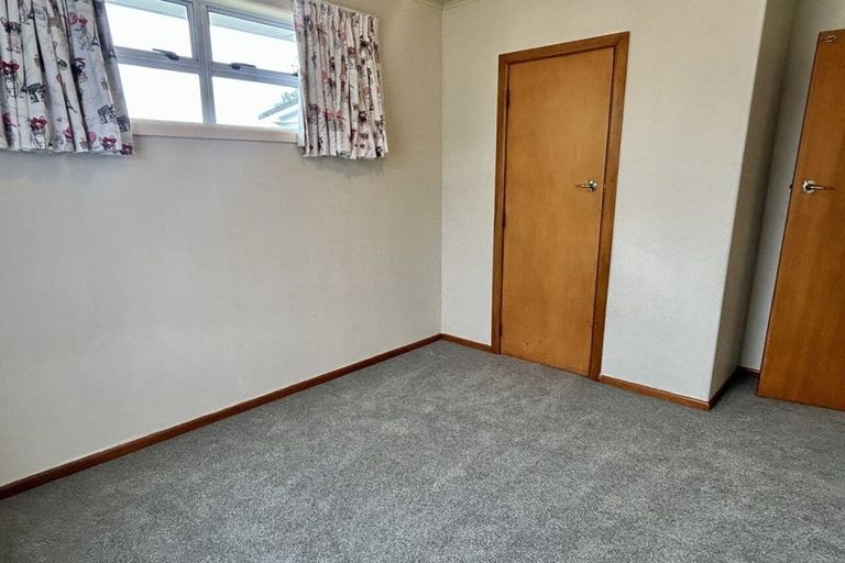 Photo of property in 34 Te Kupe Road, Paraparaumu Beach, Paraparaumu, 5032