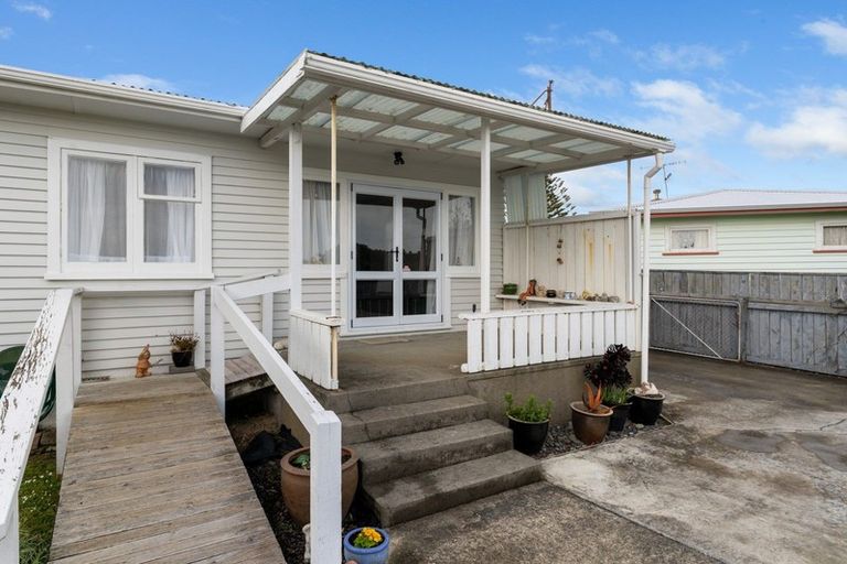 Photo of property in 283 Main Highway, Otaki, 5512