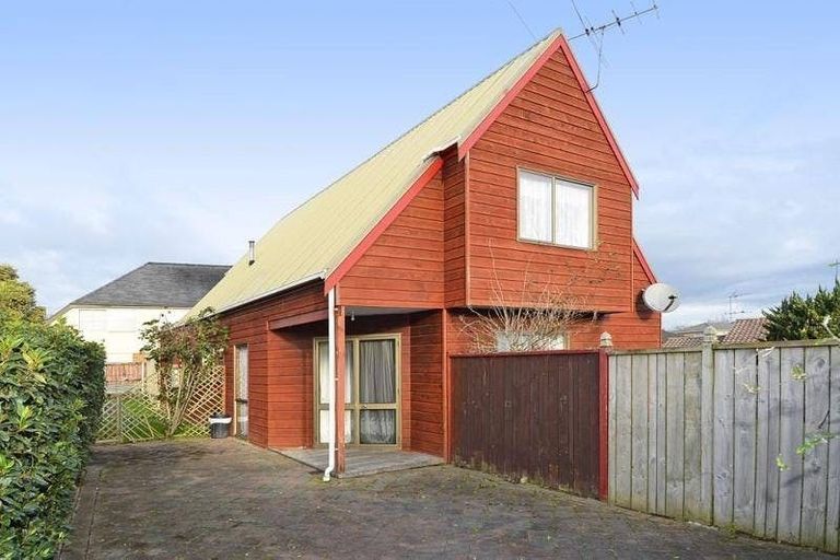 Photo of property in 21 Cambourne Road, Papatoetoe, Auckland, 2025