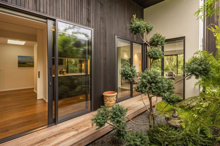 Photo of property in 16b Daresbury Lane, Fendalton, Christchurch, 8014