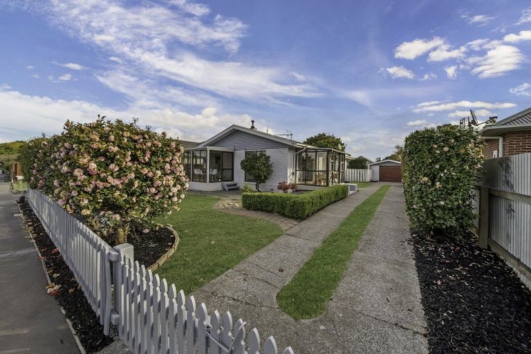 Photo of property in 17 Fusilier Street, Hoon Hay, Christchurch, 8025