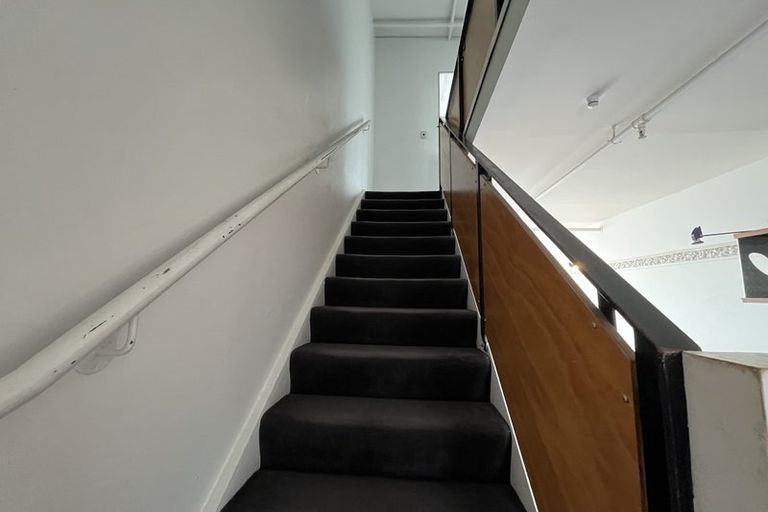 Photo of property in Qba Apartments, 4u/51 Webb Street, Mount Cook, Wellington, 6011